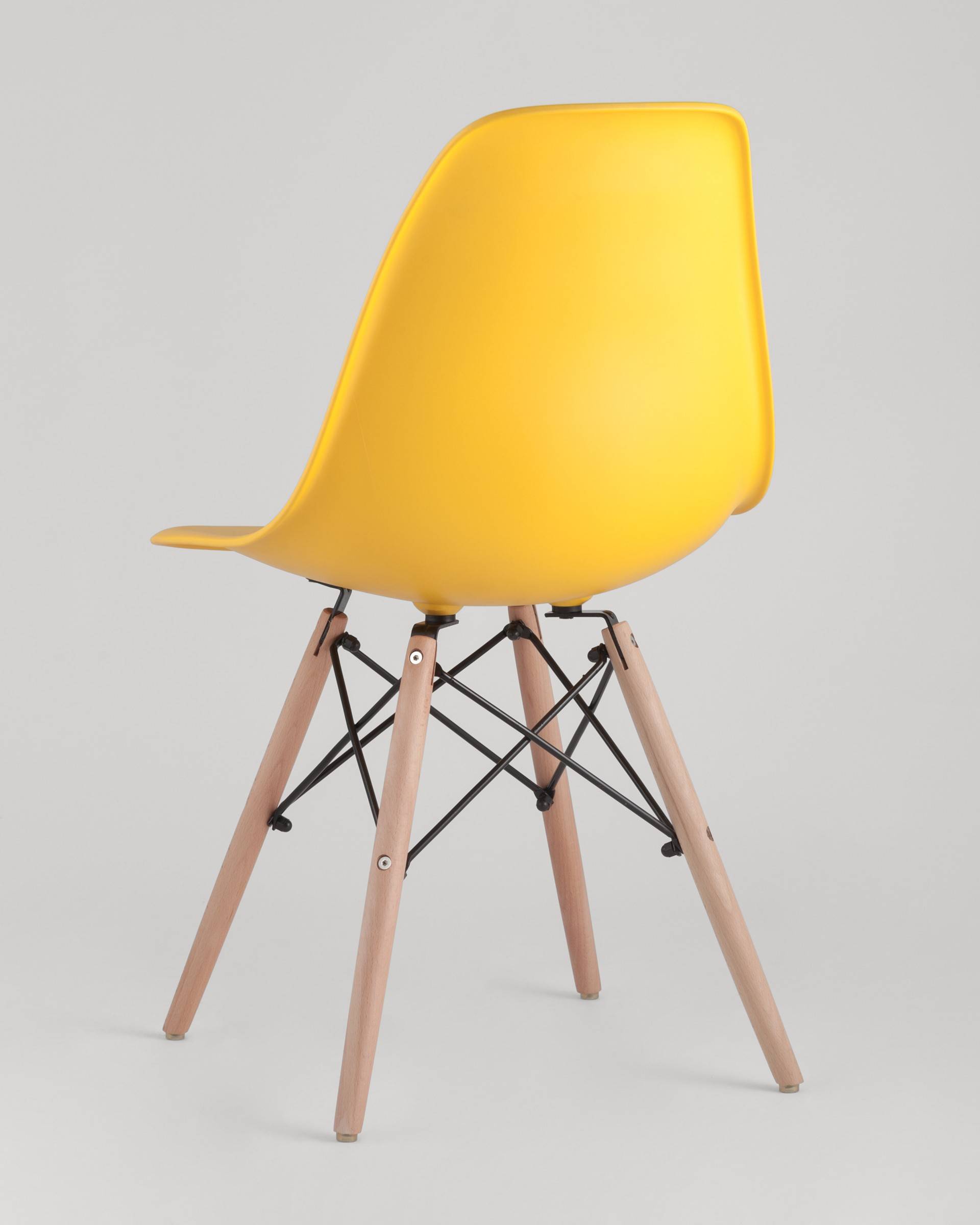 Стул Eames зелёный