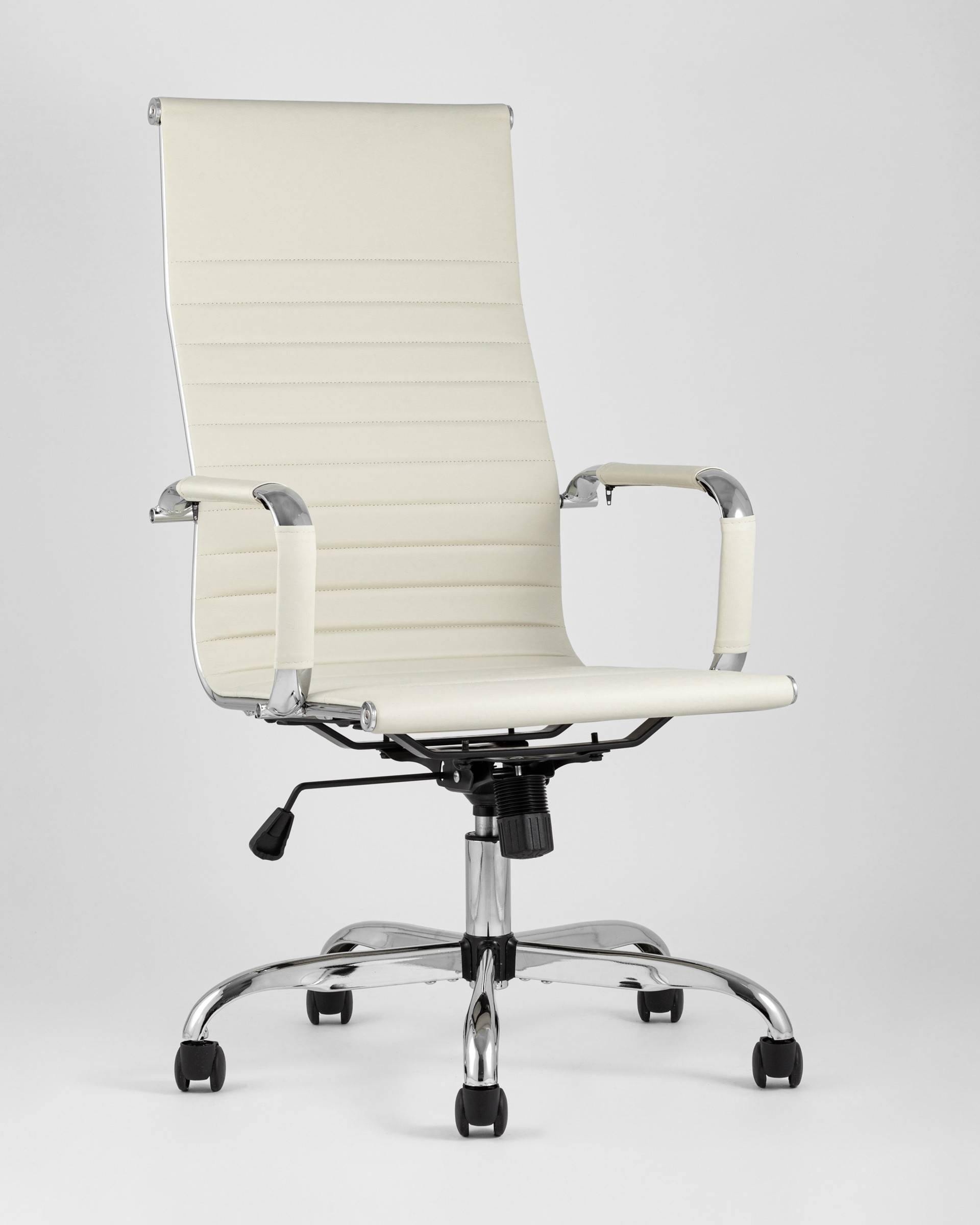 Офисные кресла белого цвета