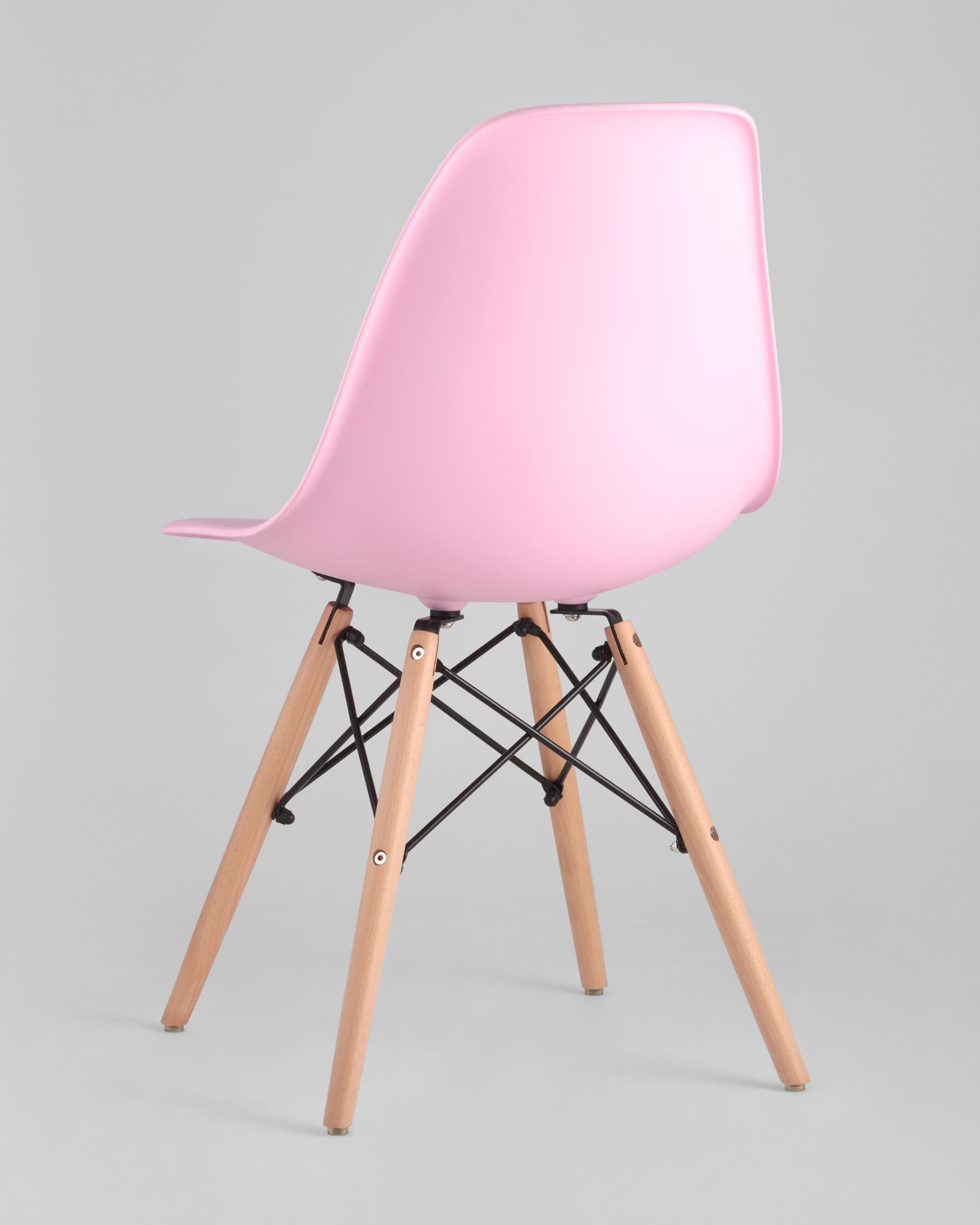 Дизайнерский стул eames dsw wx 503